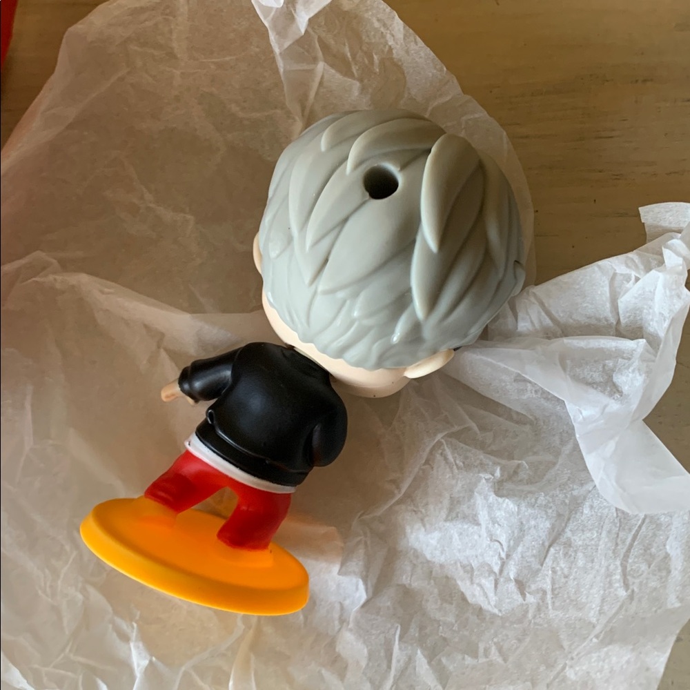 Tiny Tan V McDonalds Happy Meal Toy - Picture 3 of 4
